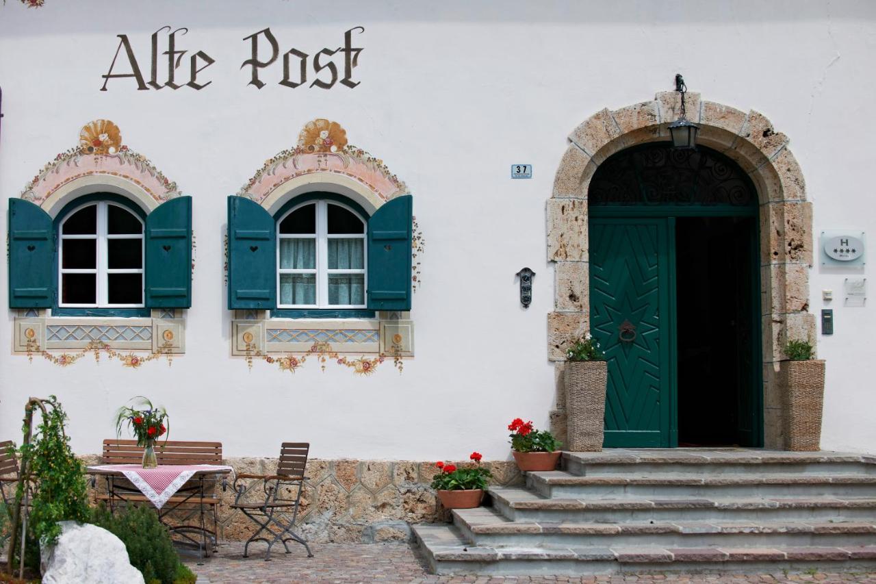 Hotel Dolomitenhof & Chalet Alte Post Sexten Екстериор снимка