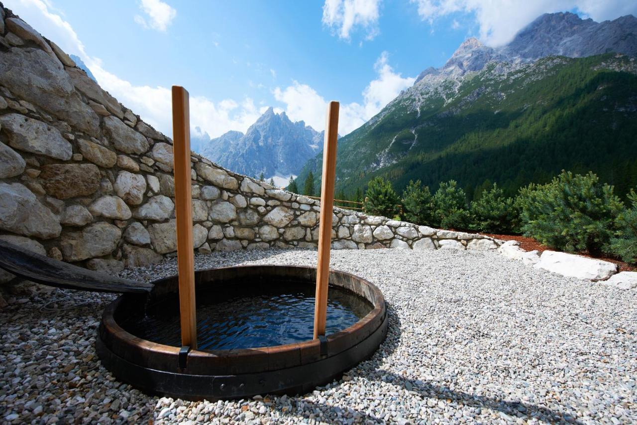 Hotel Dolomitenhof & Chalet Alte Post Sexten Екстериор снимка
