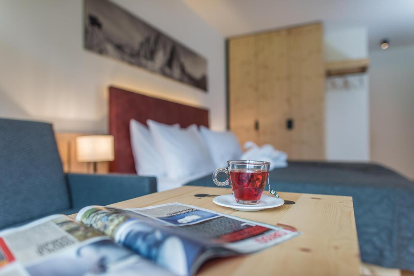 Hotel Dolomitenhof & Chalet Alte Post Sexten Екстериор снимка